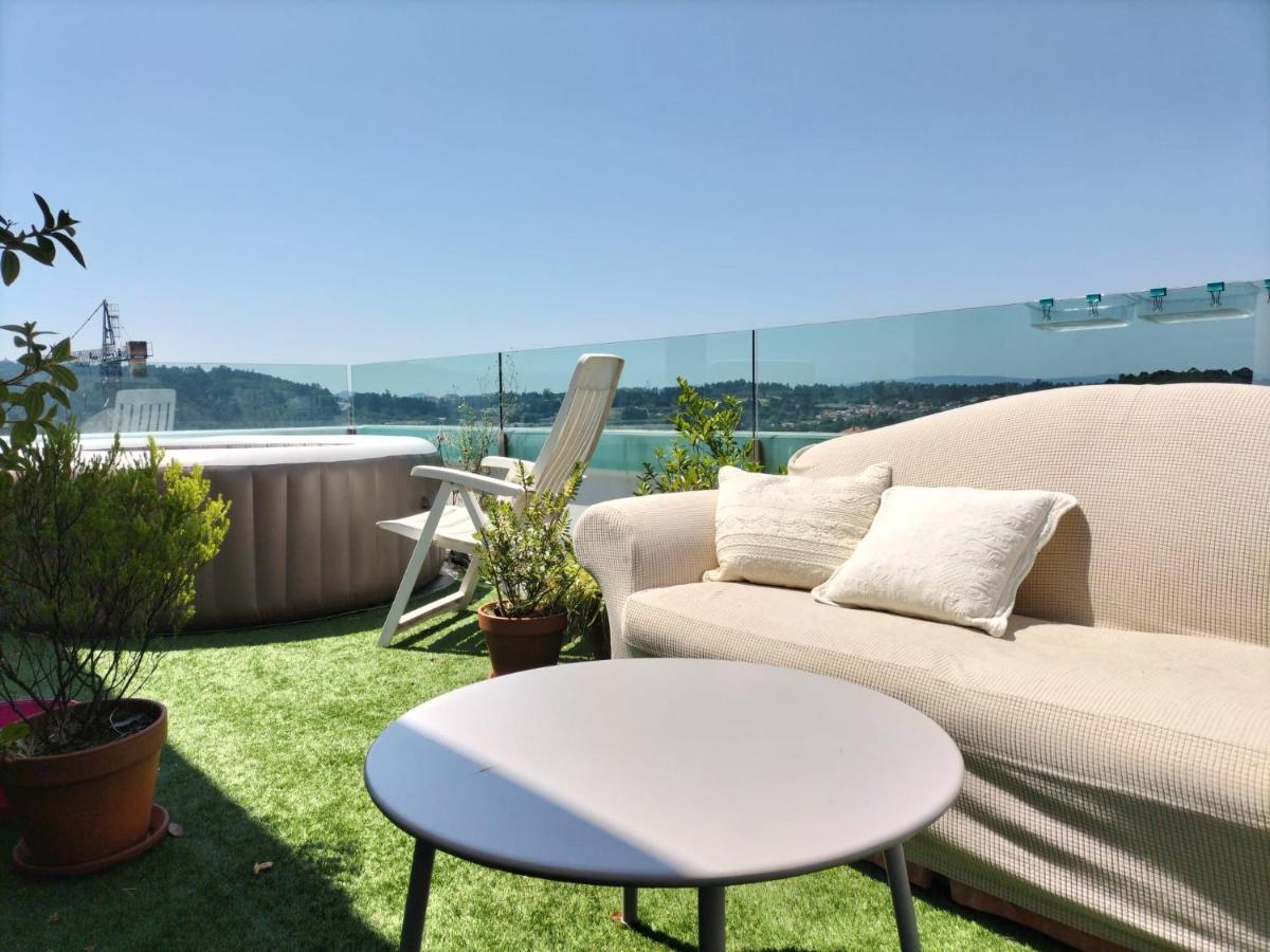 Preciosa Habitacion Suite En Atico Con Terraza Santiago de Compostela Ngoại thất bức ảnh
